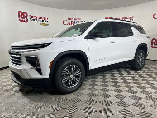 Summit White 2026 Chevrolet Traverse LT