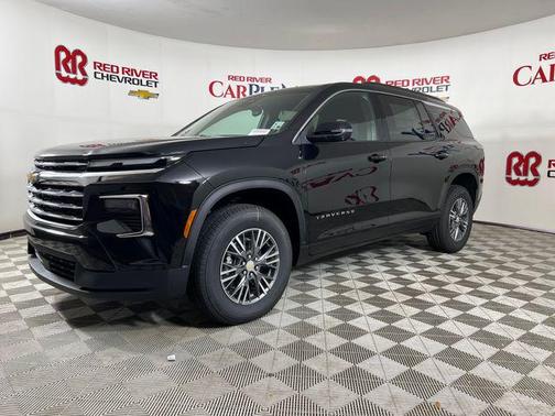 Mosaic Black Metallic 2026 Chevrolet Traverse LT