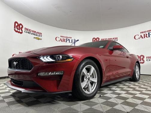 2021 Ford Mustang EcoBoost