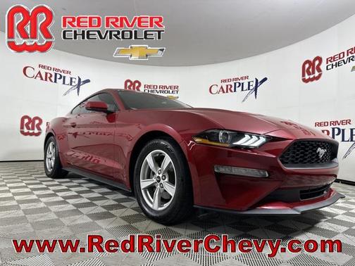 2021 Ford Mustang EcoBoost
