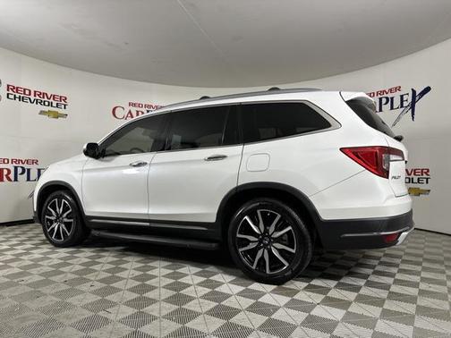 2021 Honda Pilot Touring 8-Passenger