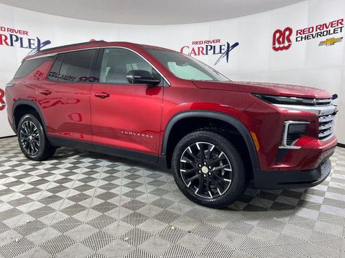Radiant Red Tintcoat 2026 Chevrolet Traverse LT