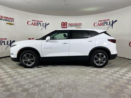 Summit White 2025 Chevrolet Blazer 2LT