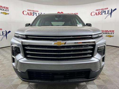 Sterling Gray Metallic 2026 Chevrolet Traverse LT