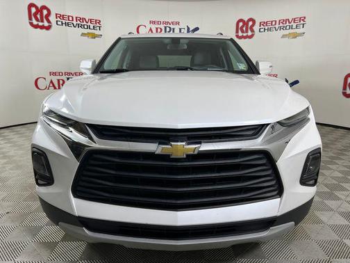 Iridescent Pearl Tricoat 2020 Chevrolet Blazer 2LT