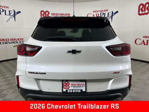 Iridescent Pearl Tricoat 2026 Chevrolet Trailblazer RS