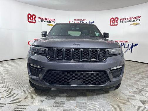 Baltic Gray Metallic Clearcoat 2024 Jeep Grand Cherokee Limited