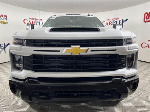 2026 Chevrolet Silverado 2500 Custom