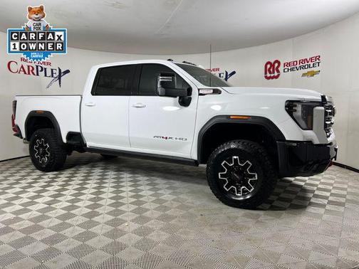 Summit White 2025 GMC Sierra 2500 AT4X
