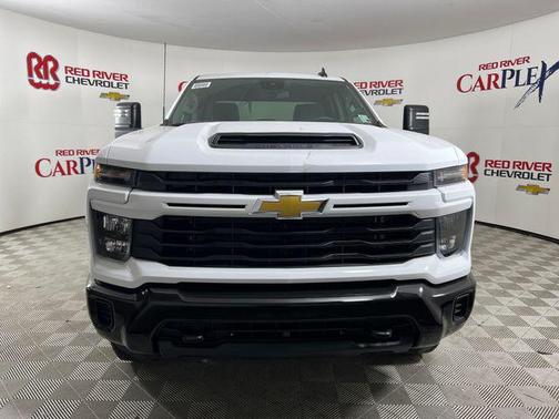 2026 Chevrolet Silverado 2500 Custom