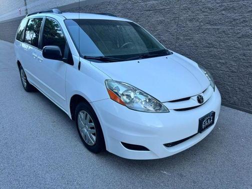 2009 Toyota Sienna LE