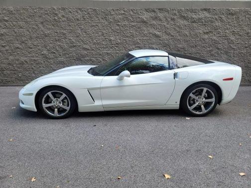 2008 Chevrolet Corvette Indy 500 Pace Car Replica