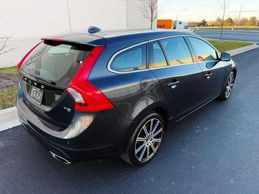 2015 Volvo V60 T5 Platinum