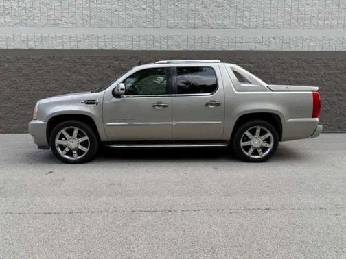 2007 Cadillac Escalade EXT Base