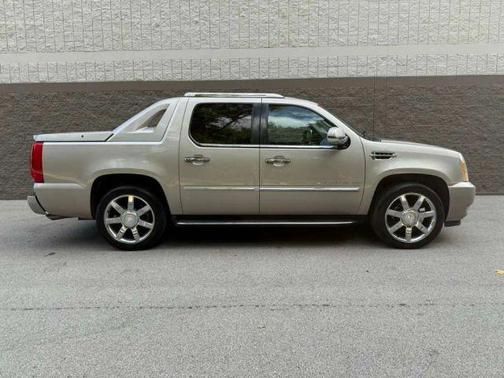 2007 Cadillac Escalade EXT Base