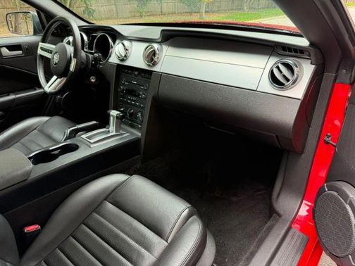 2006 Ford Mustang GT Premium