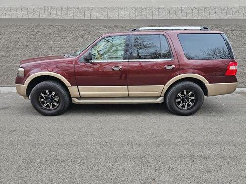 Burgundy 2011 Ford Expedition XLT