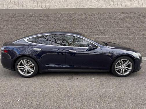 2013 Tesla Model S Performance