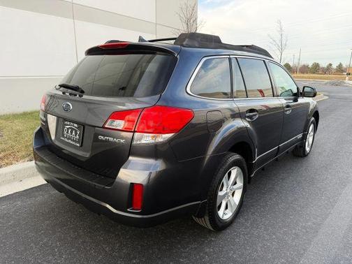 2013 Subaru Outback 2.5i Limited