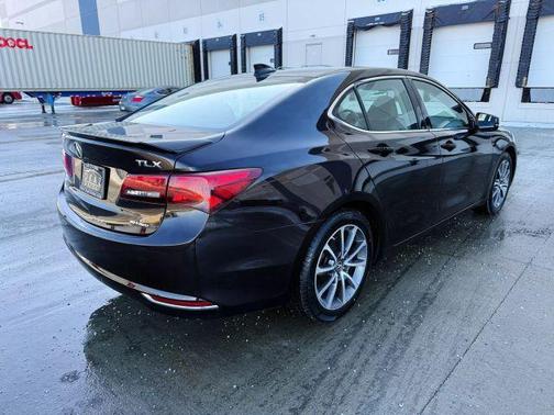 2017 Acura TLX V6 w/Technology Package