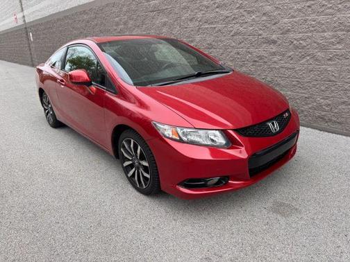 Red 2013 Honda Civic Si