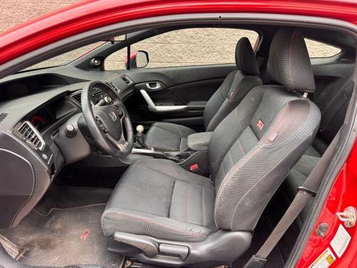 Red 2013 Honda Civic Si
