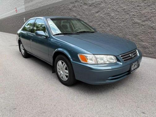 2001 Toyota Camry LE