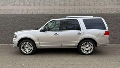 2017 Lincoln Navigator Select