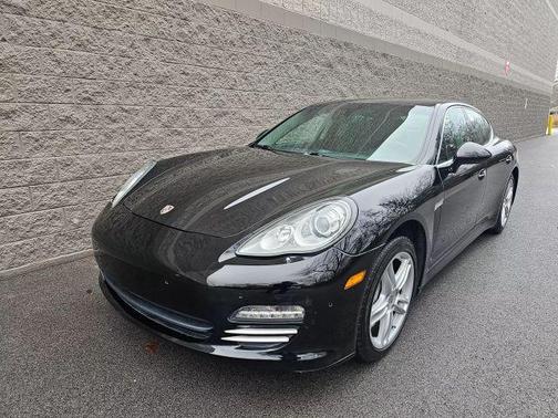 2011 Porsche Panamera 4S