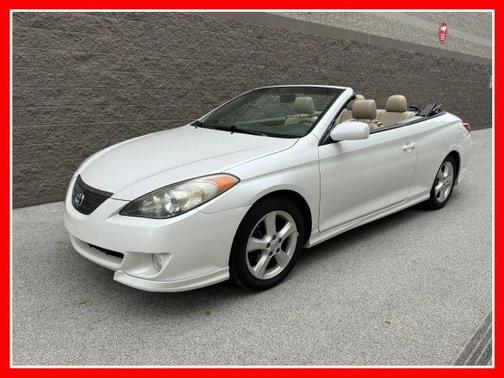 White 2006 Toyota Camry Solara SLE