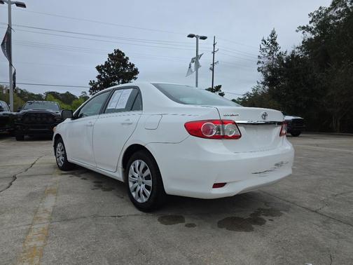 2013 Toyota Corolla LE