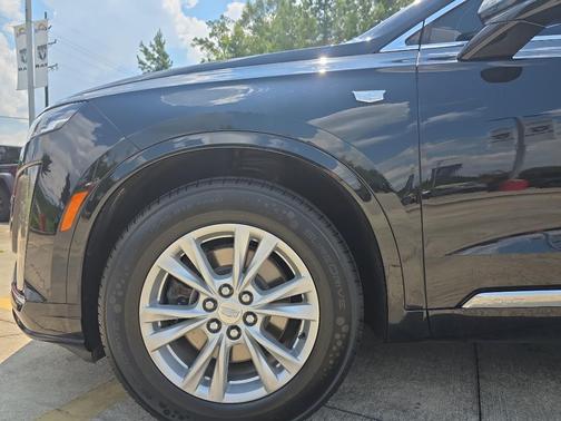 2021 Cadillac XT6 Luxury FWD