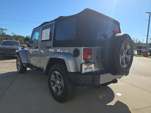 2018 Jeep Wrangler JK Unlimited Sahara