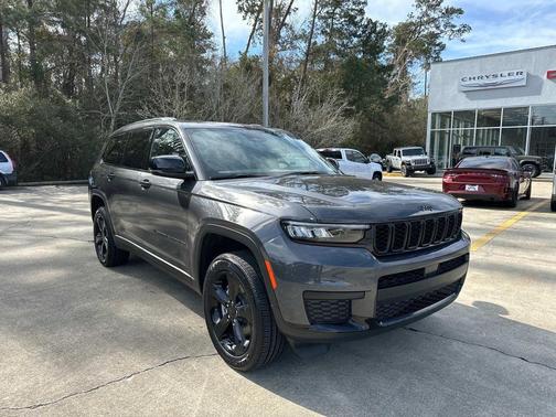 2025 Jeep Grand Cherokee L Laredo