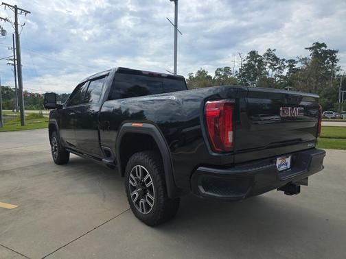 2023 GMC Sierra 2500 AT4