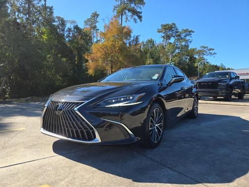 2024 Lexus ES 300h Premium