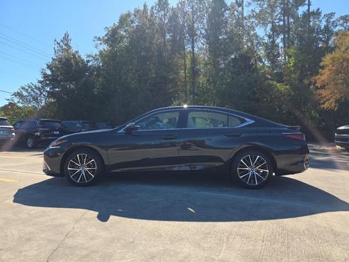 2024 Lexus ES 300h Premium