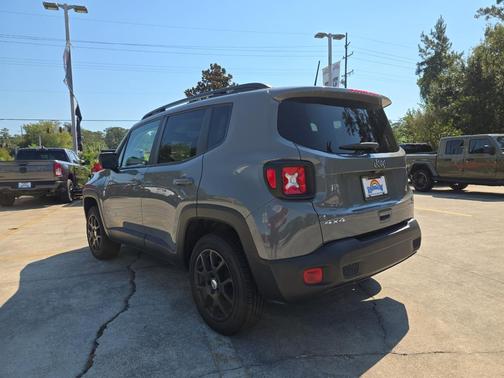 2022 Jeep Renegade Latitude