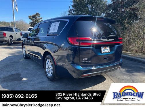 2024 Chrysler Pacifica Touring-L