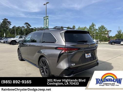 Predawn Gray Mica 2022 Toyota Sienna XSE 7 Passenger