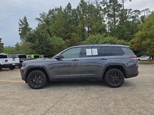 2024 Jeep Grand Cherokee L Laredo
