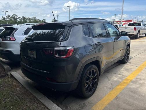 2022 Jeep Compass Altitude