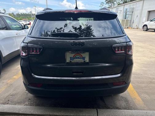 2022 Jeep Compass Altitude