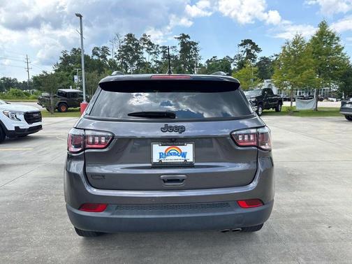 2022 Jeep Compass Altitude