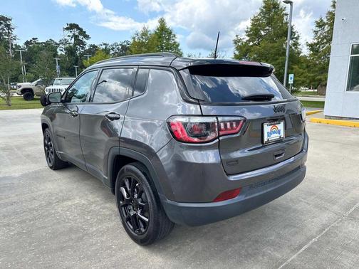 2022 Jeep Compass Altitude