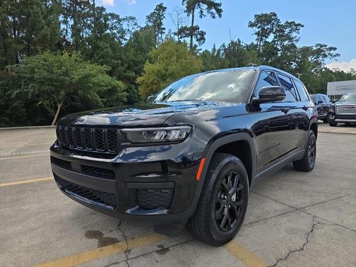 2024 Jeep Grand Cherokee L Laredo
