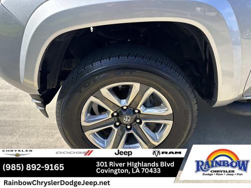 Silver Sky Metallic 2017 Toyota Tacoma Limited