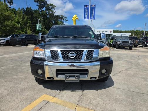 2011 Nissan Titan SL
