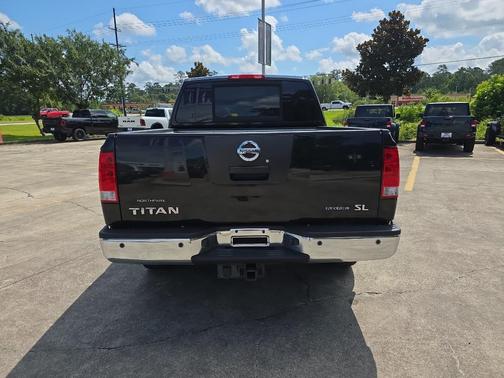 2011 Nissan Titan SL