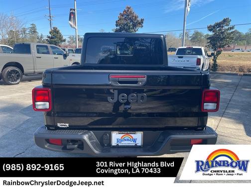 2026 Jeep Gladiator Sport